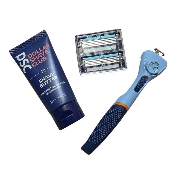 Dollar Shave Club Shaving Starter Set w Handle & Shave Cream Travel Trial NEW - Picture 1 of 4